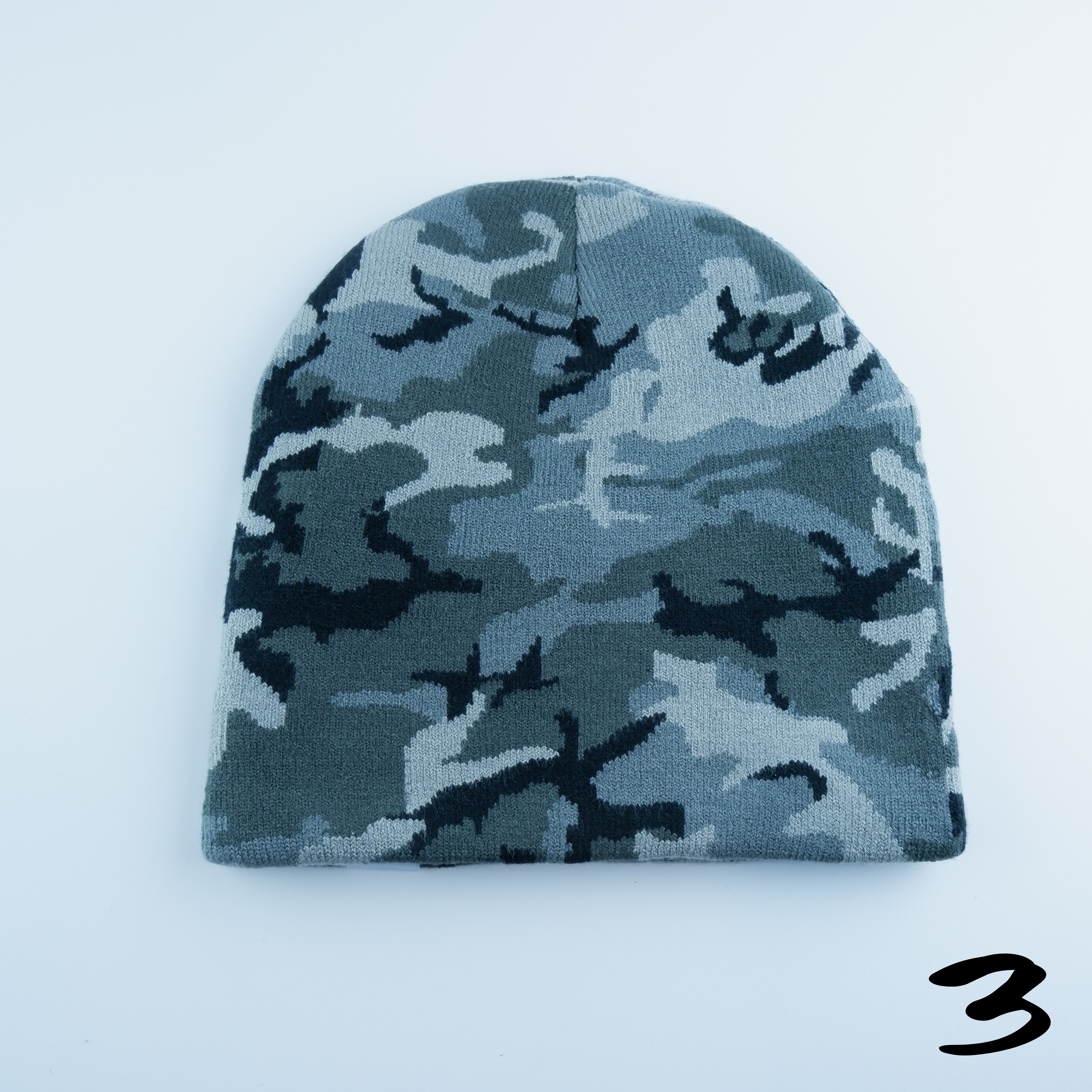 GREY CAMO SKULLY